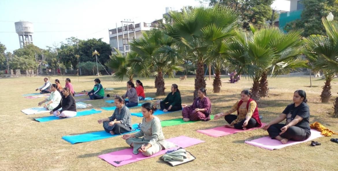 6 Yogashalas set up in Mohali under Chief Minister's Yogashala are giving physical and mental well-being to the people: SDM Damandeep Kaur